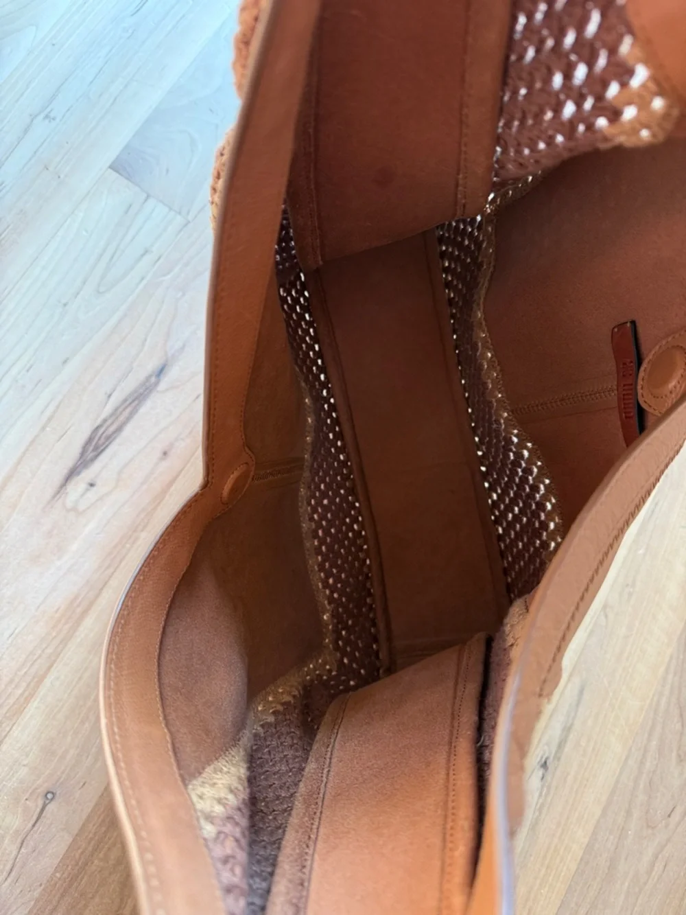 Daisy HOBO shoulder bag in Camel - Picture 3 of 12